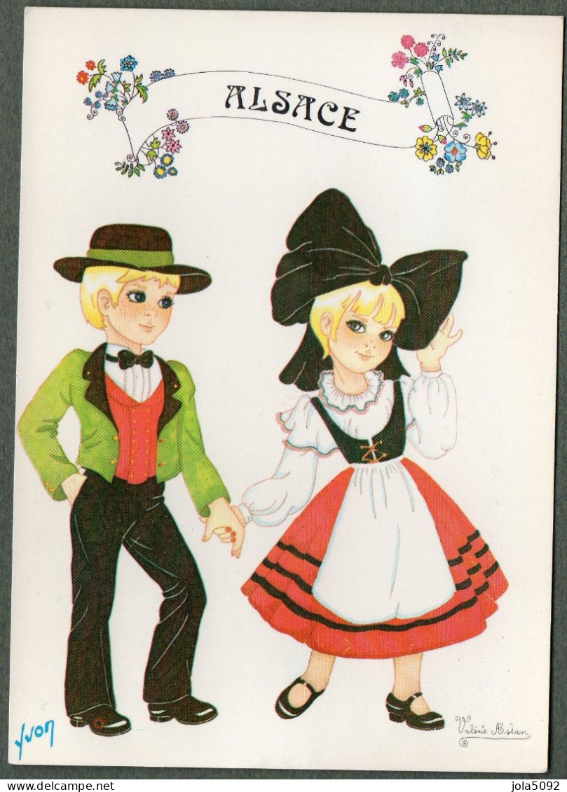 Costumes D'ALSACE - Alsace