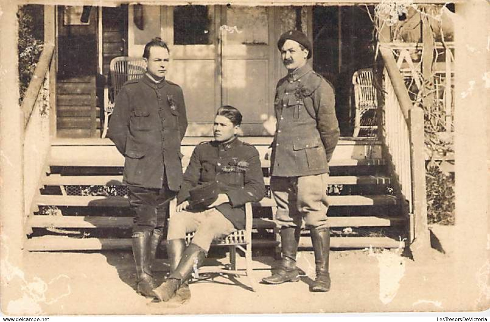 Nouvelle Calédonie - Carte Photo - Militaires Au Repos - Carte Postale Ancienne - Nouvelle-Calédonie