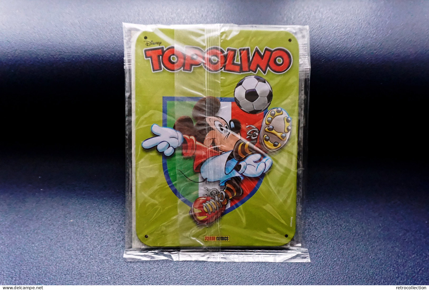 Mickey Mouse / Topolino - Plaque émaillée N°3 / Edition Anniversaire 70 Ans / Football - Collector - Placas Esmaltadas (desde 1961)