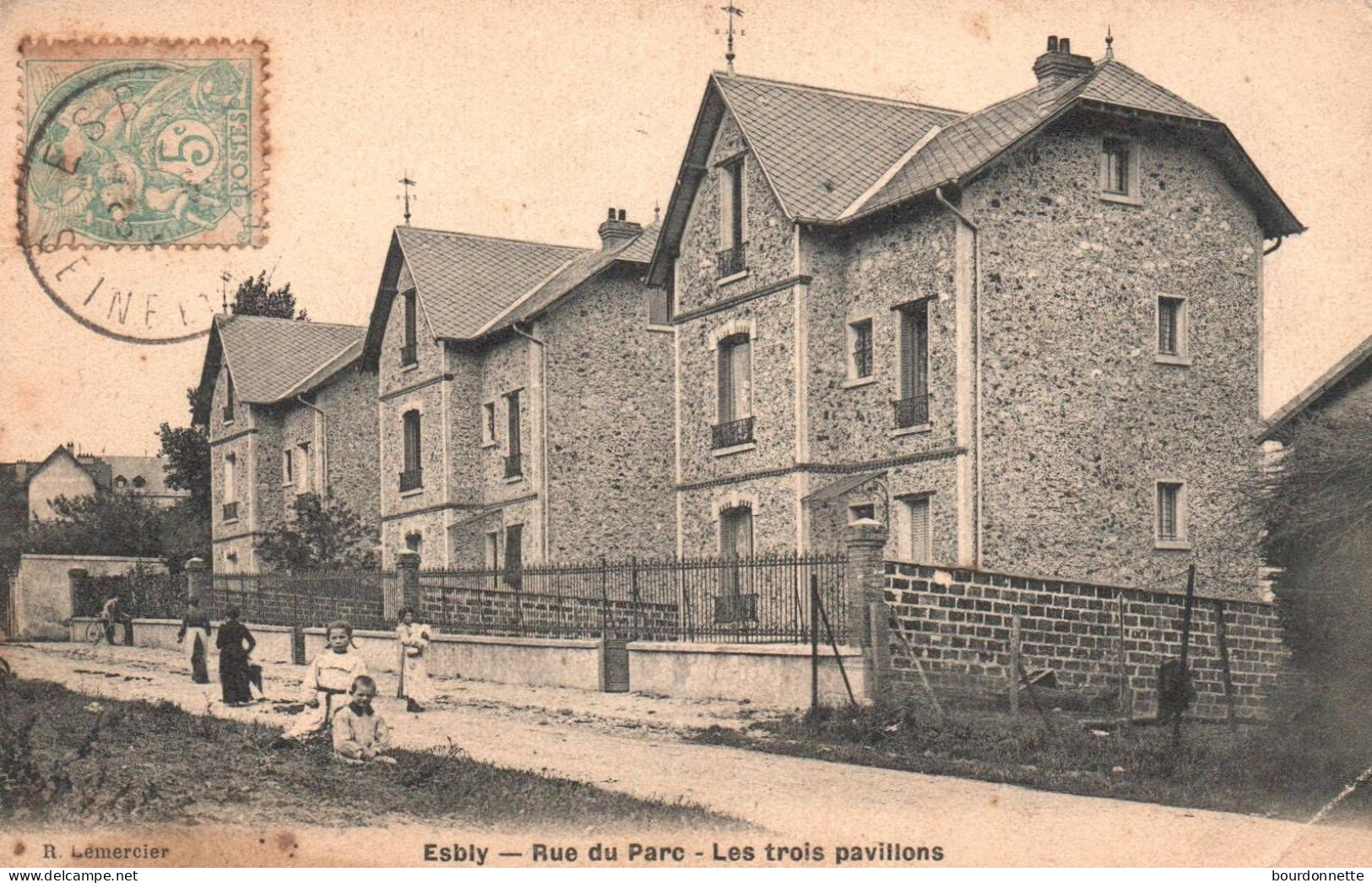 ESBLY - Rue Du Parc - Les Trois Pavillons - Animation - Esbly