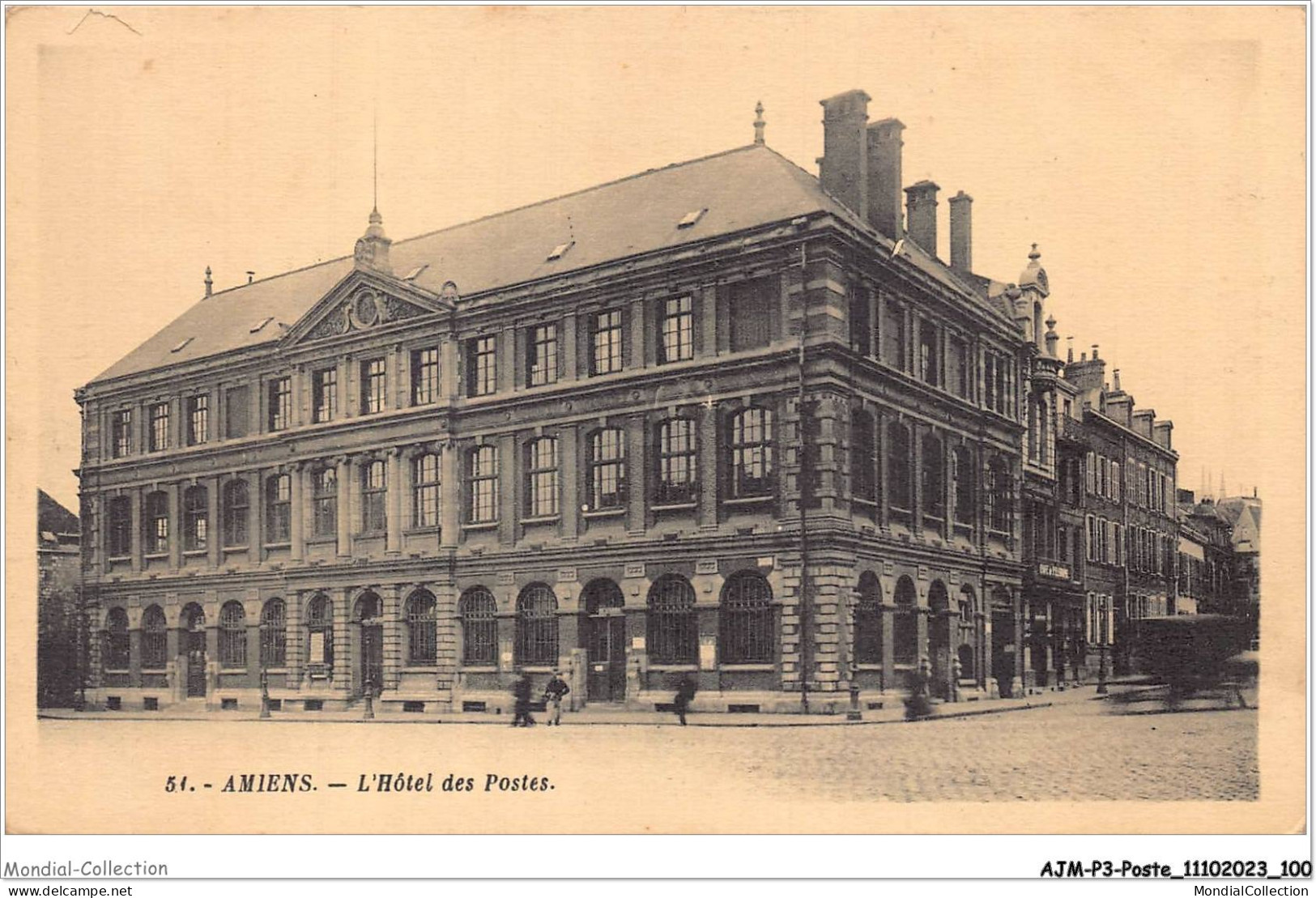 AJMP3-0220 - POSTE - AMIENS - L'HOTEL DES POSTES - Post & Briefboten