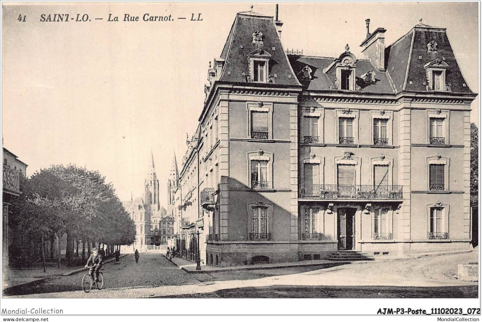 AJMP3-0206 - POSTE - SAINT-LO - LA RUE CARNOT - Post & Briefboten