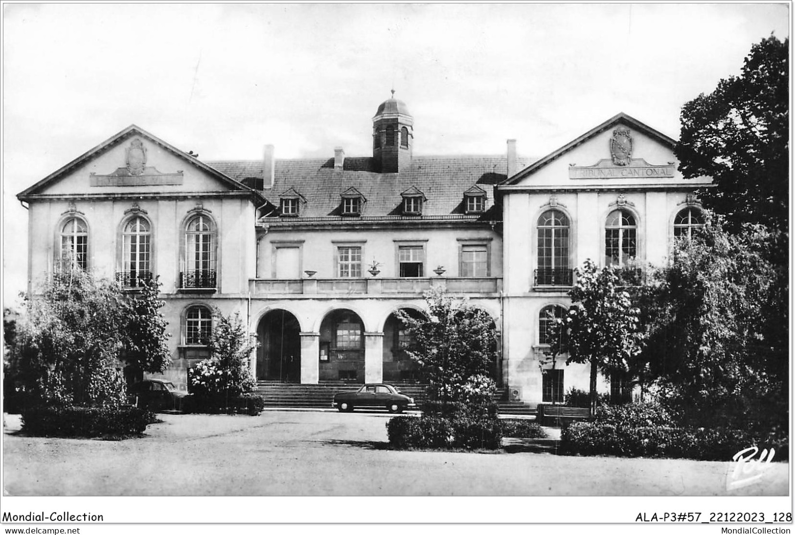 ALAP3-57-0268 - ARS-sur-MOSELLE - L'hôtel De Ville Et Le Tribunal - Ars Sur Moselle
