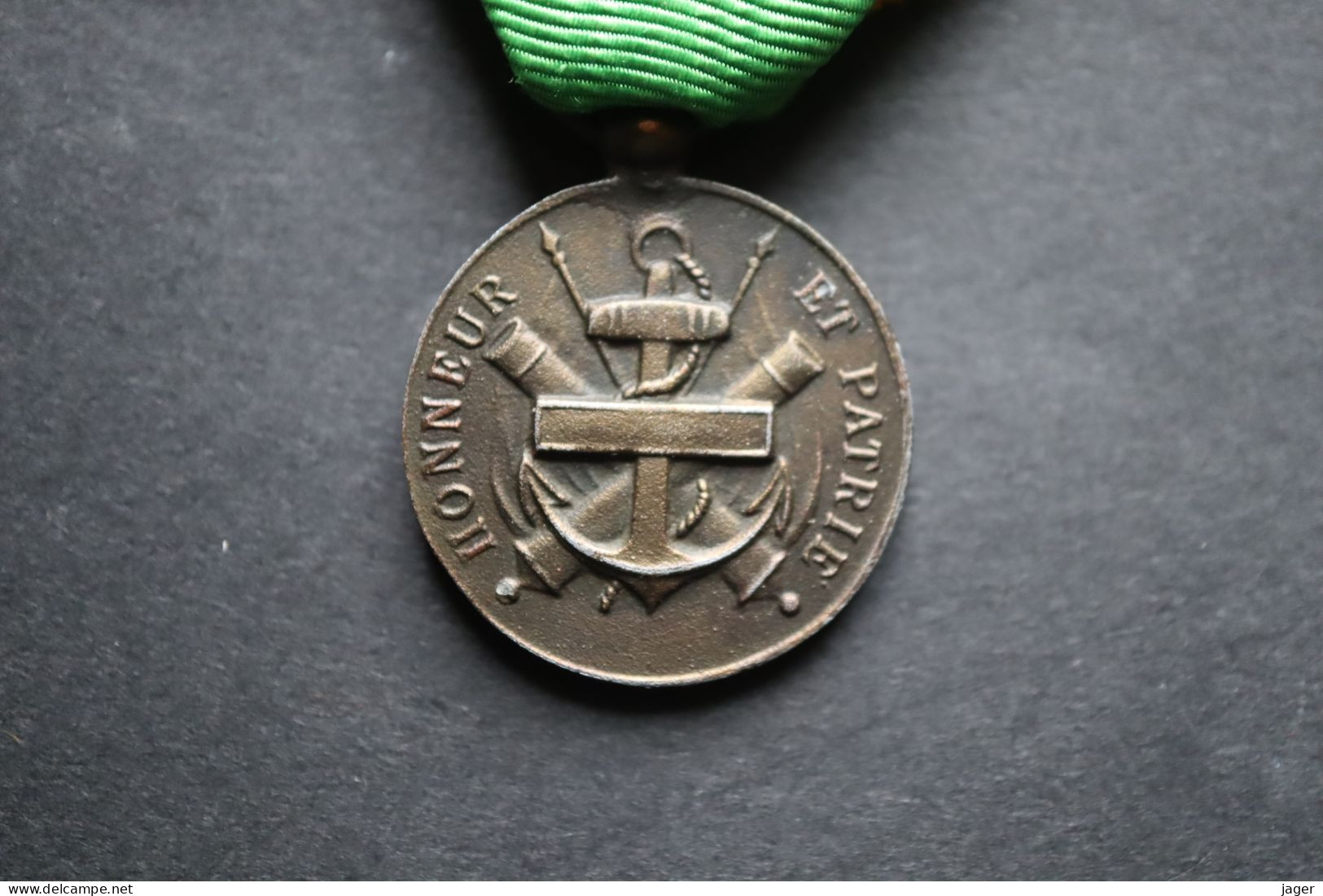 Médaille Ancienne Médaille HONNEUR ET PATRIE Ancien Combattant - France