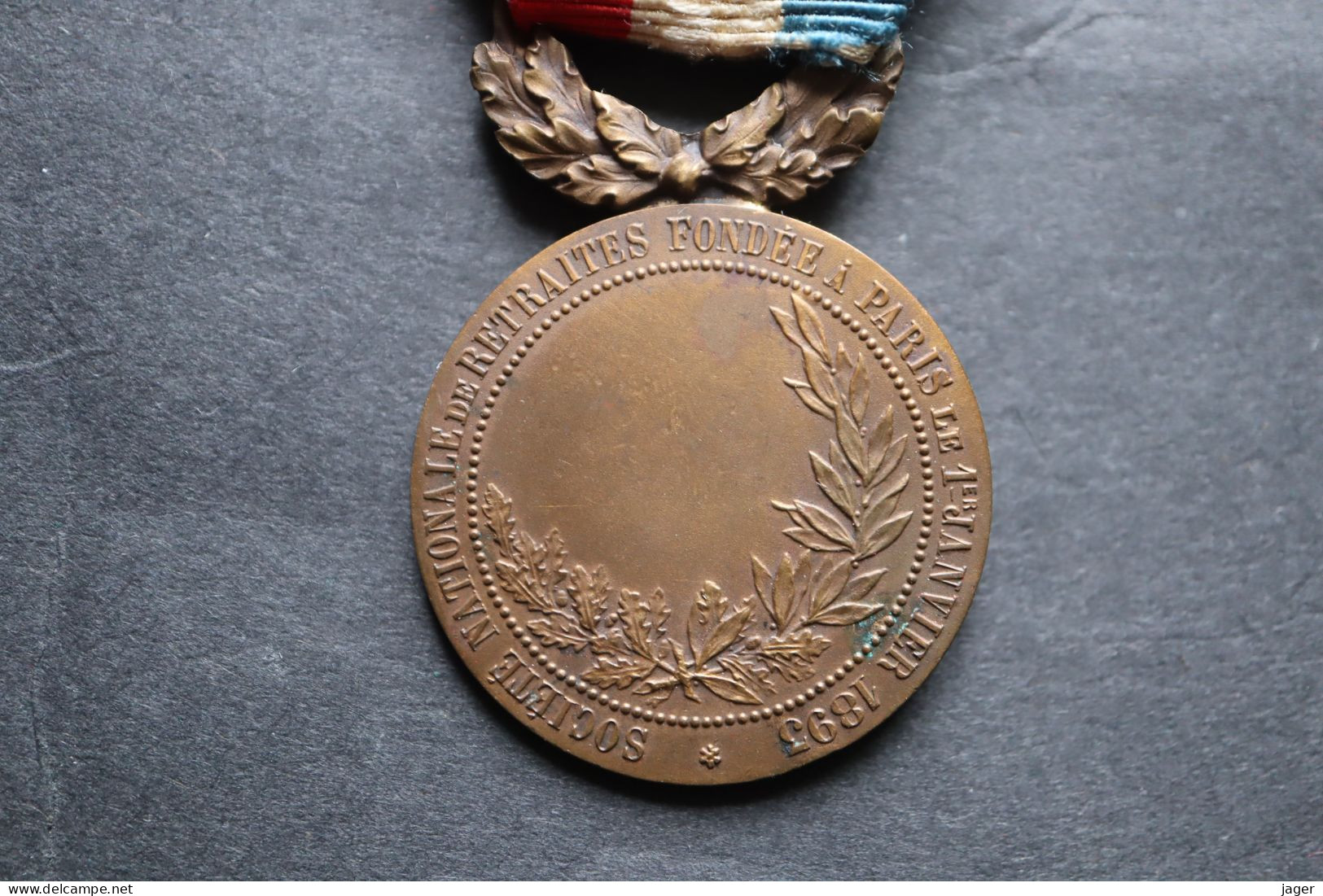 Médaille Ancienne Médaille  Ancien Combattant 1870 1871 Les Vétérans Des Armées De Terre Et De Mer - France