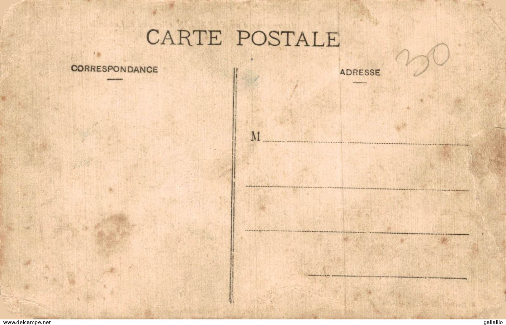 ATTERRISSAGE D'UN ZEPPELIN ALLEMAND A LUNEVILLE - Dirigeables