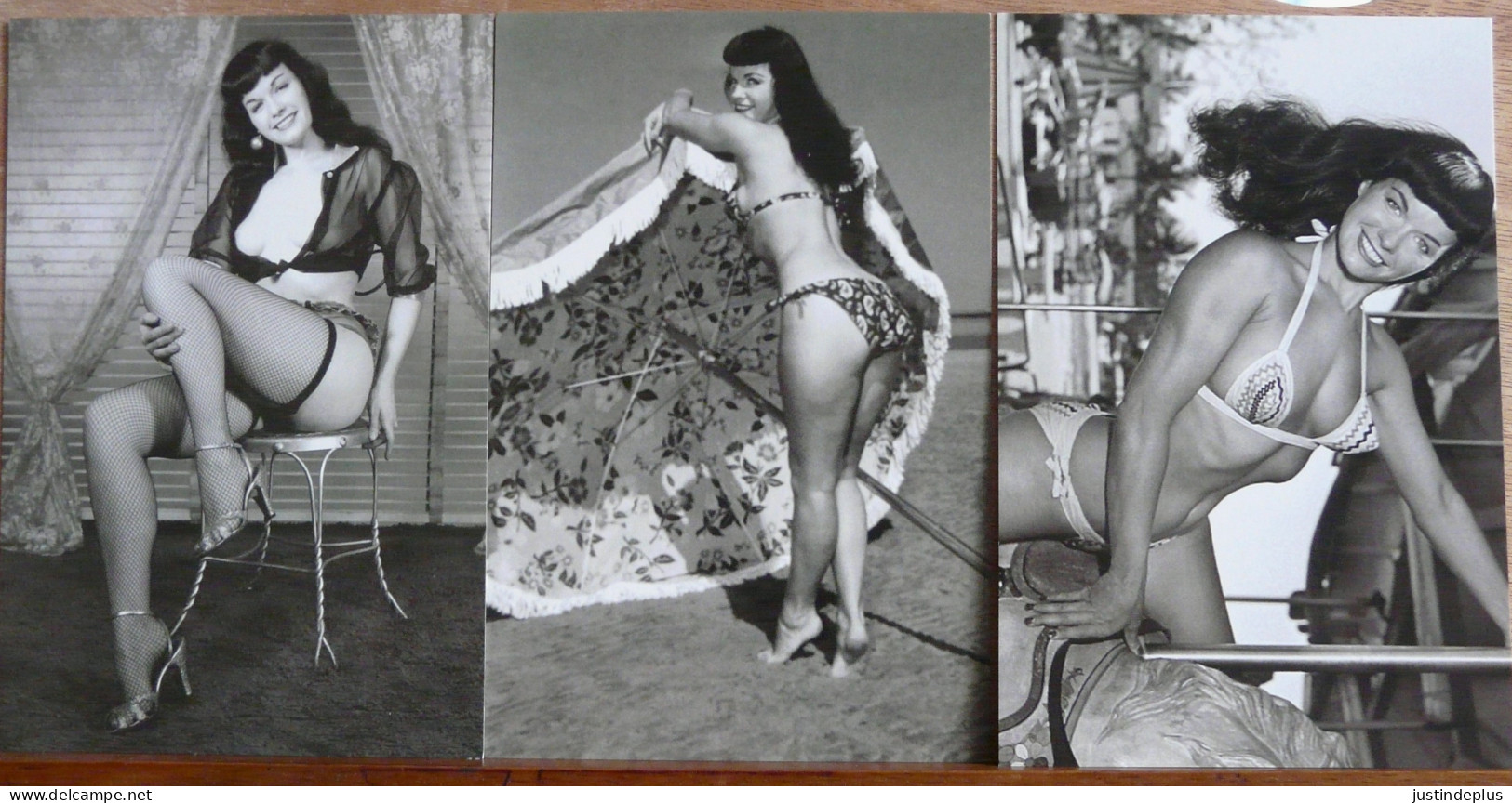 BETTIE PAGE LOT DE 3 CARTES LA REINE DES PIN UP EN PETITE TENUE - Pin-Ups