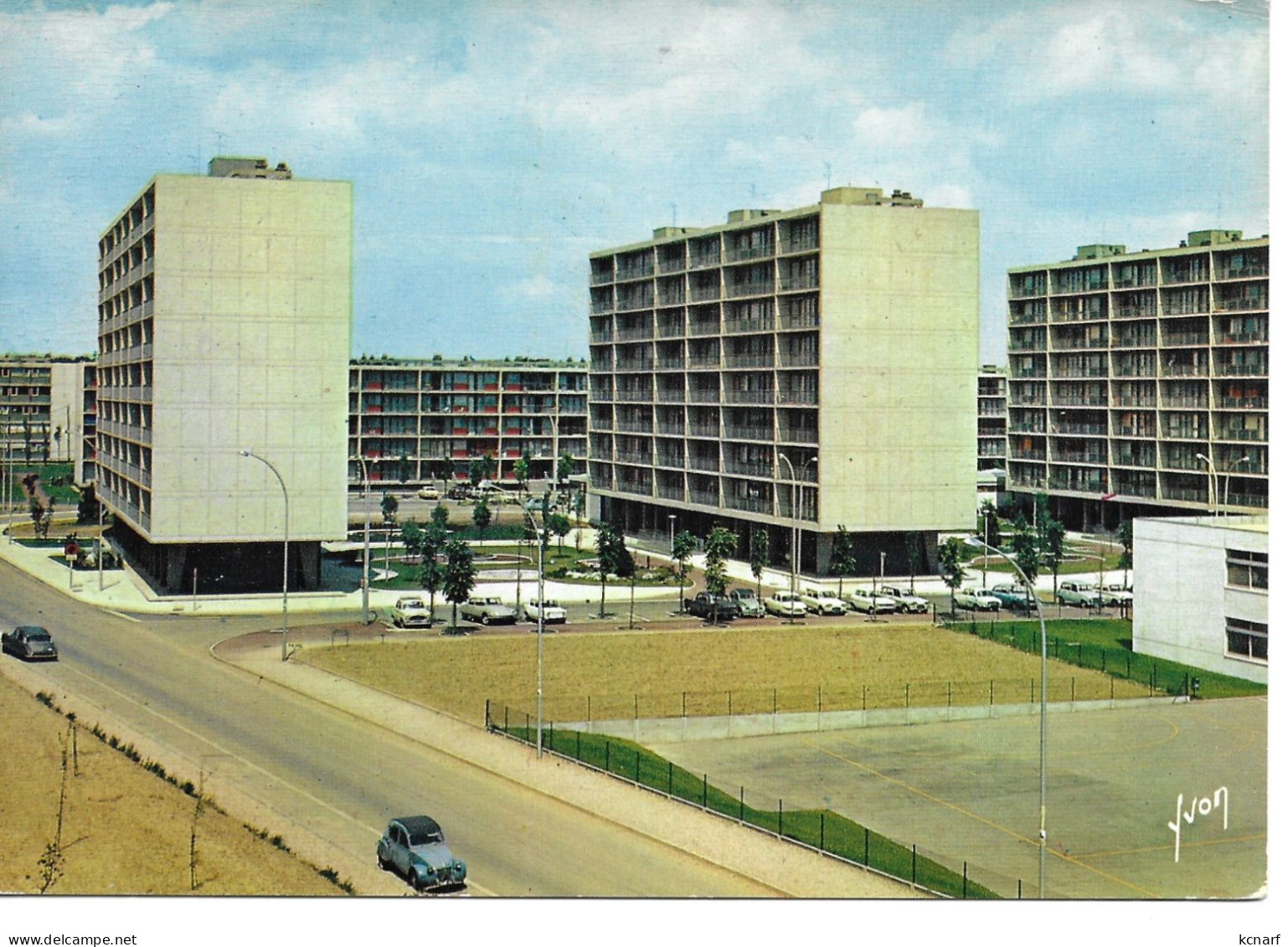 CP De Vélizy-villacoublay " Rue De La Division-Leclerc " - Velizy