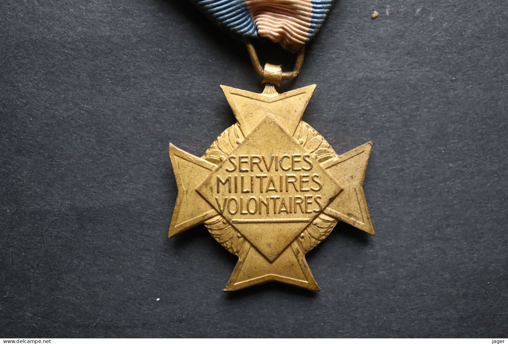 Médaille Ancienne Médaille   SERVICES MILITAIRES VOLONTAIRES  Officier - France