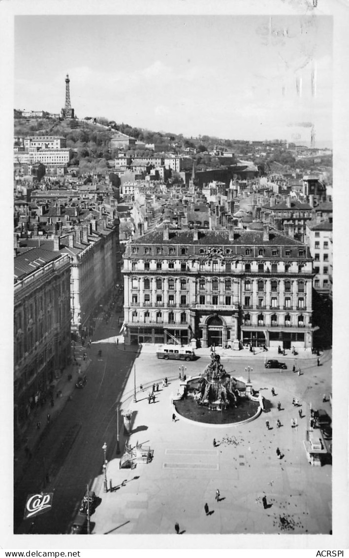 LYON Place Des Terreaux  4 (scan Recto Verso)MA018TER - Lyon 5