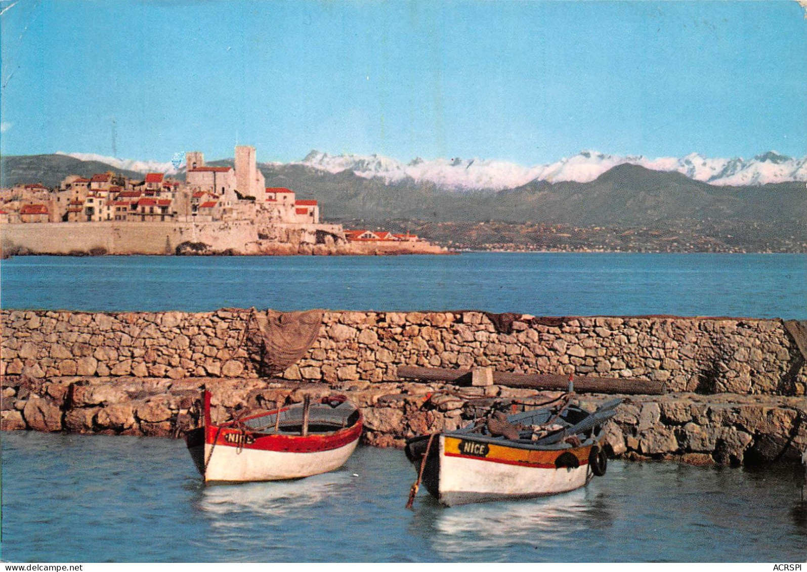 ANTIBES Vue Sur Les Remparts  28 (scan Recto Verso)MA002VIC - Antibes - Les Remparts