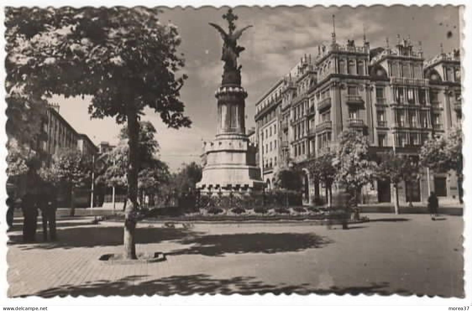 ZARAGOZA  Monumento A Los Innumerables Martires - Zaragoza