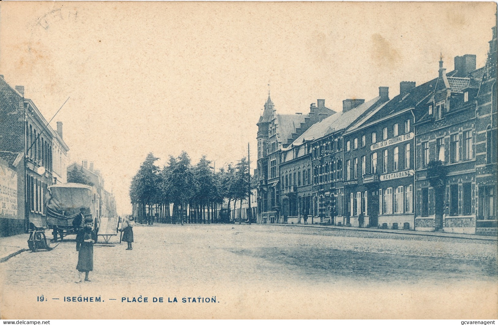 IZEGEM     PLACE DE LA STATION             2 AFBEELDINGEN - Izegem