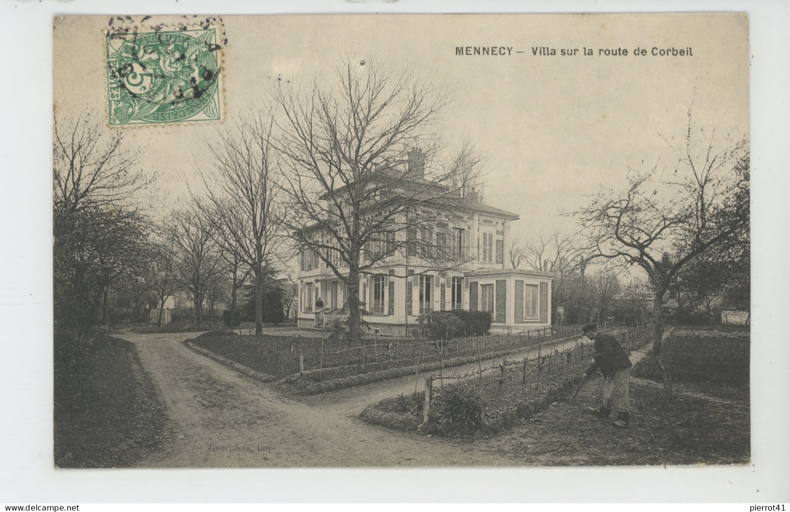 MENNECY - Villa Sur La Route De Corbeil - Mennecy