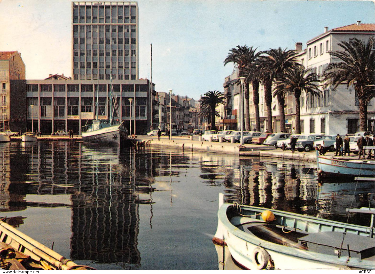 LA SEYNE Le Port La Mairie 8(SCAN RECTO VERSO)MA131 - La Seyne-sur-Mer