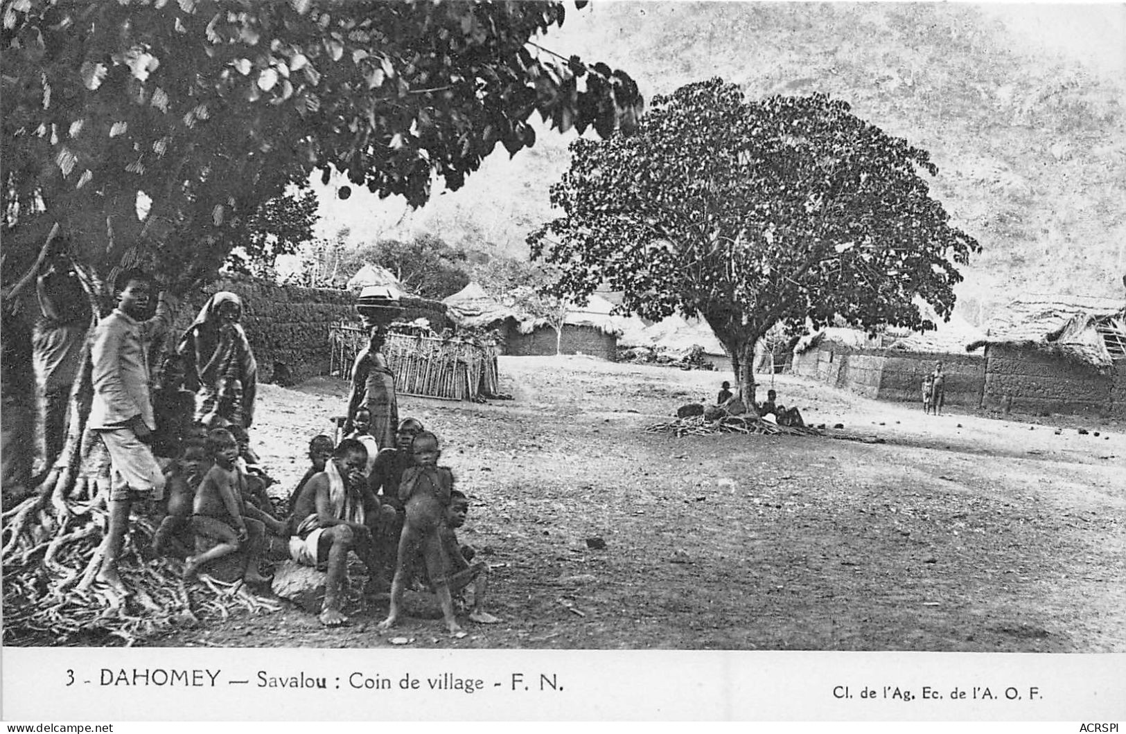  BENIN DAHOMEY Savalou Coin De Village 48(scan Recto-verso) MA196 - Benín
