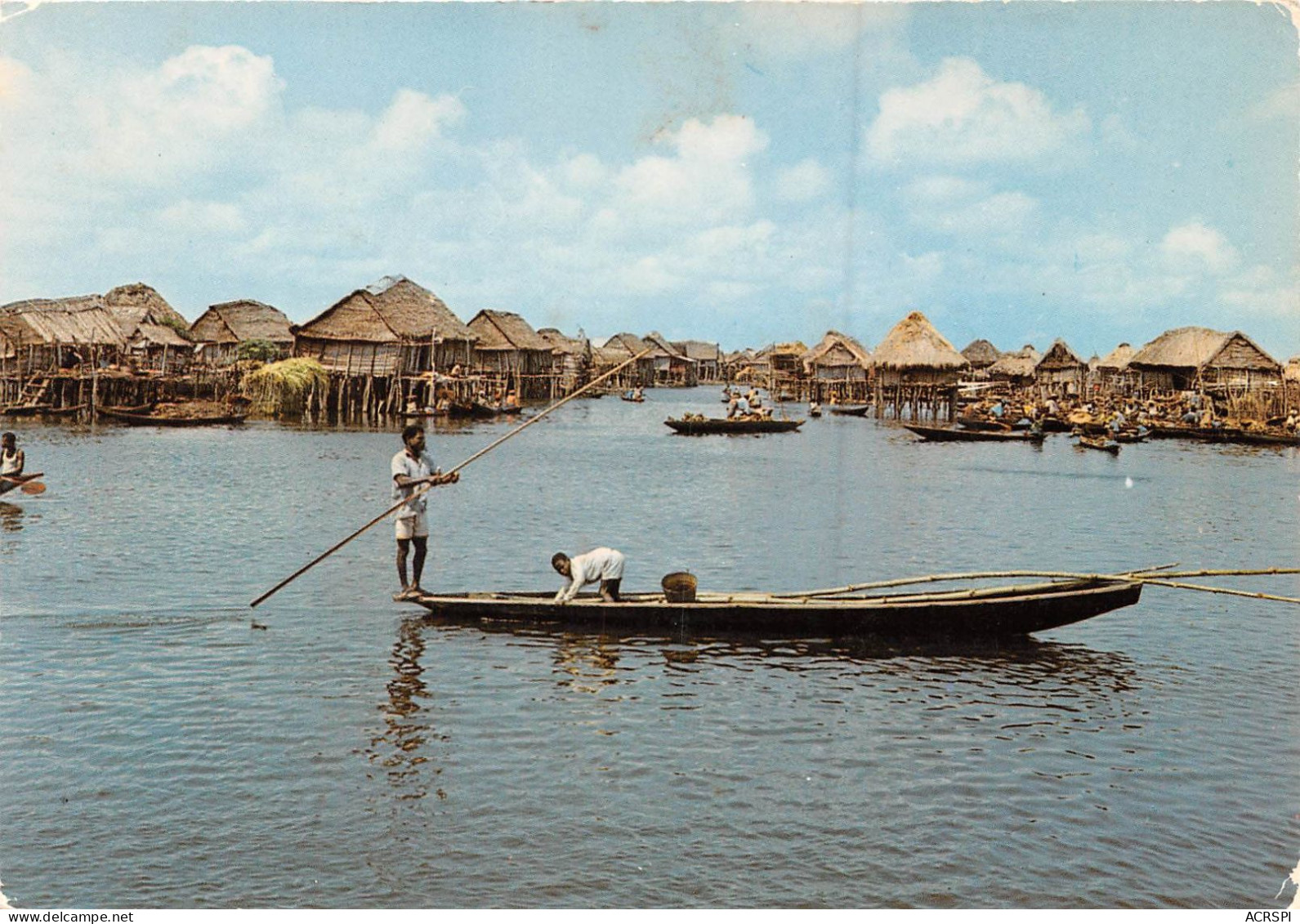 BENIN Cite Lacustre De Ganvie 1(scan Recto-verso) MA195 - Benin