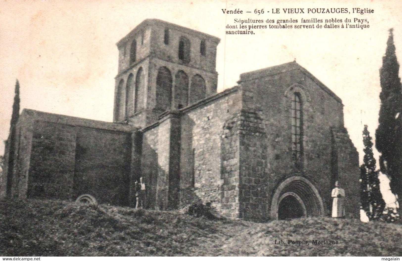 Pouzauges : L'église - Pouzauges