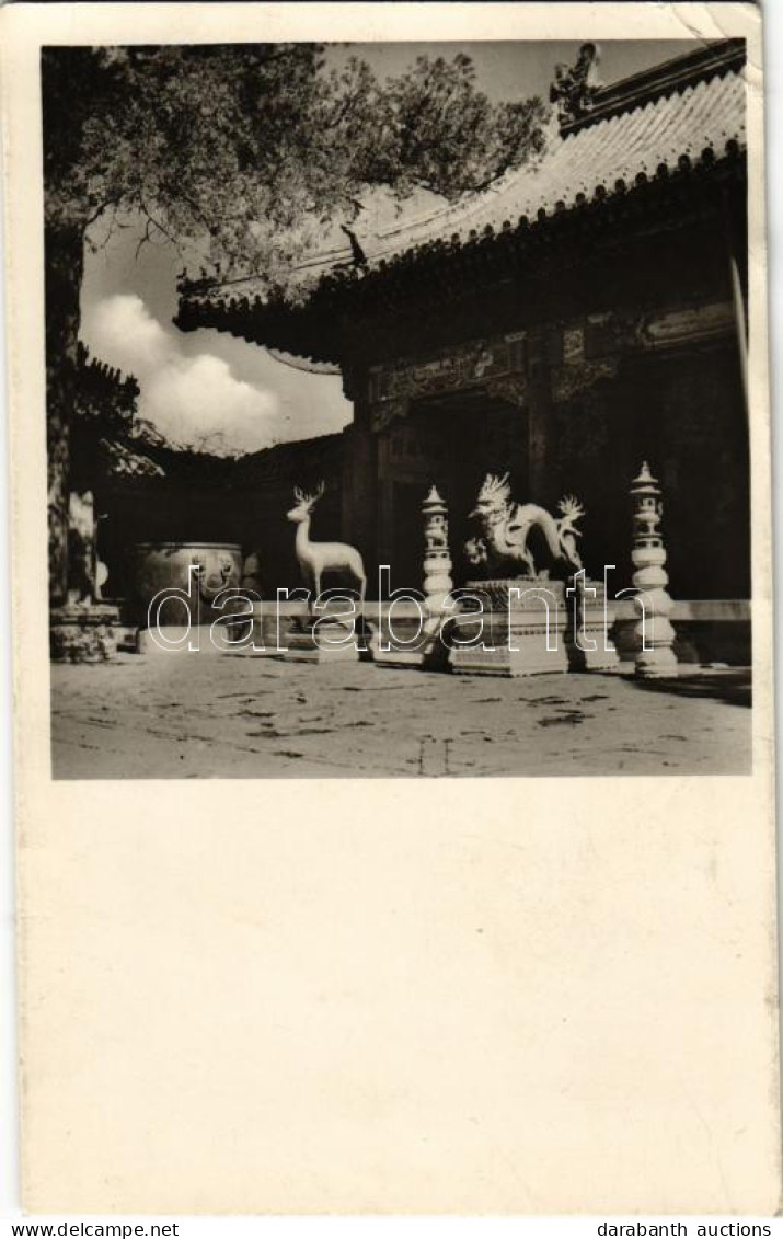 T2/T3 1952 Beijing, Peking; Palace / Palota. Kiadja Művészeti Alkotások + 1951.XII. 23 - 1952. I. 23. KÍNAI NÉPKÖZTÁRSAS - Unclassified