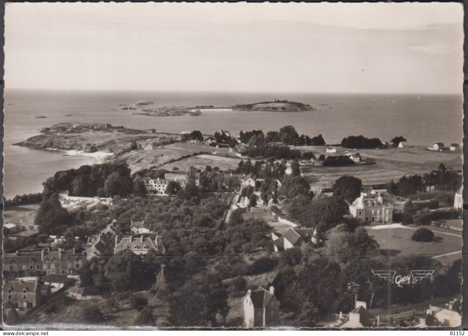 CPSM  De 22 ST-JACUT-de-la-MER   " Vue Générale Aérienne Et Les Iles Des Ebihens "   Non écrite - Saint-Jacut-de-la-Mer