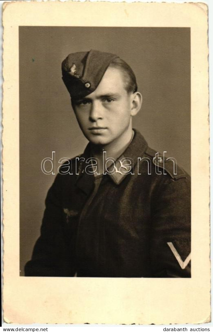 * T2 1944 Military WWII, Soldier Of The Luftwaffe, Photo (non Pc) (gluemark) - Non Classés
