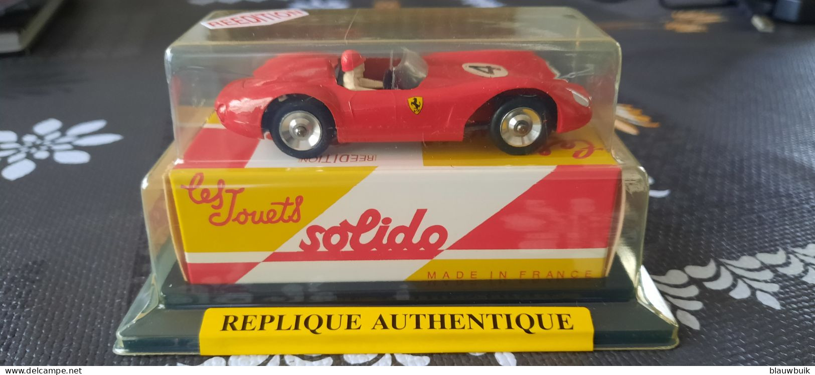 Solido 1101 "replique Authentique" Ferrari 500TRC 1956 - Solido