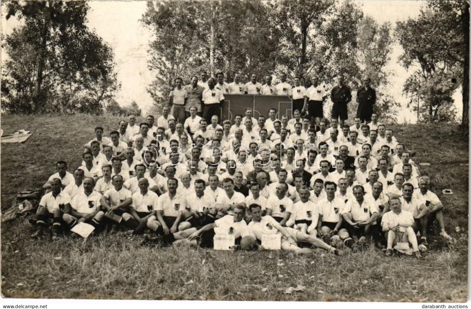 * T2/T3 1949 Szolnok, Labdarúgó (foci) Játékvezetők Edzőtábori Csoportképe, Photo - Ohne Zuordnung