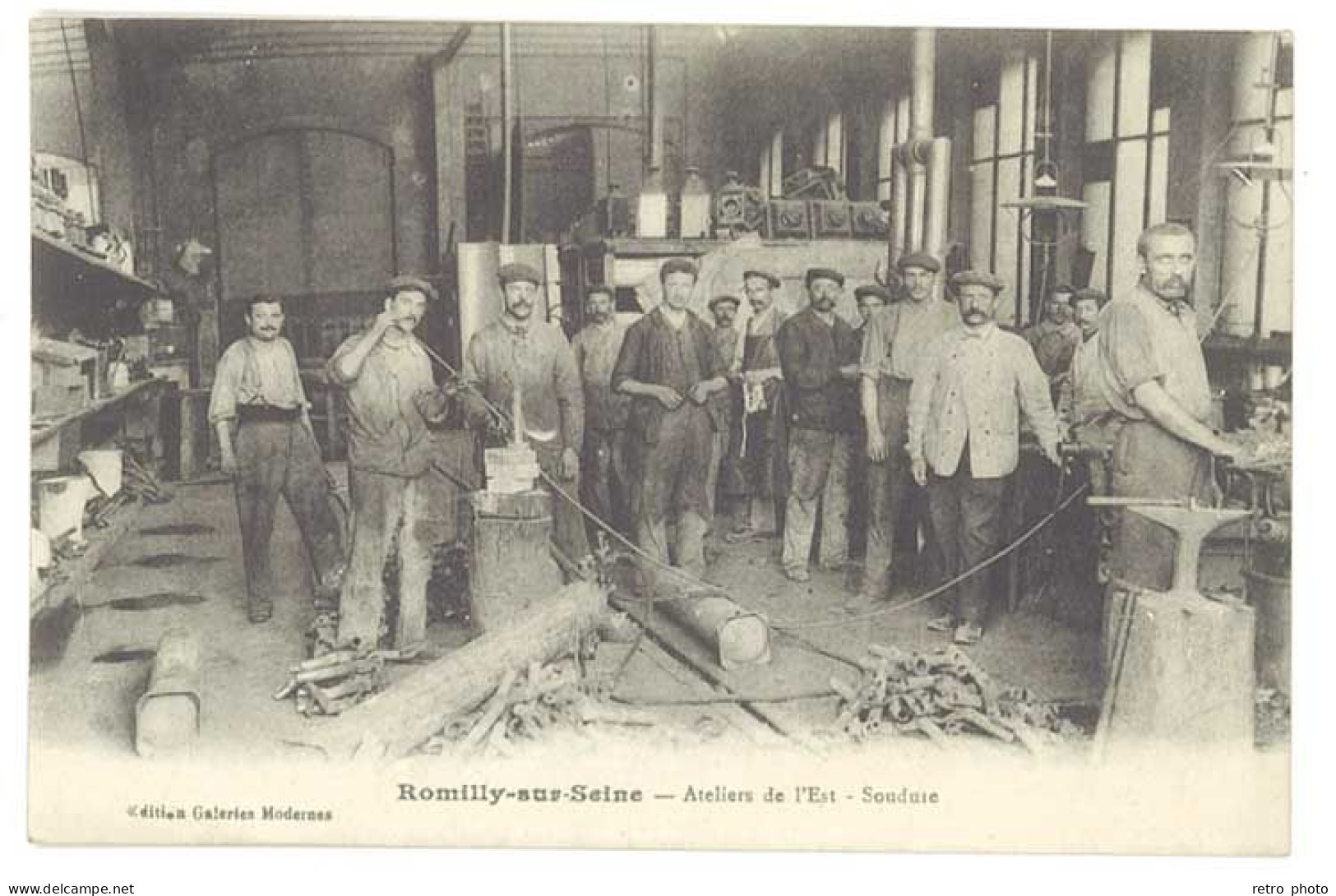 Cpa Romilly Sur Seine - Ateliers De L'Est - Soudure - Romilly-sur-Seine