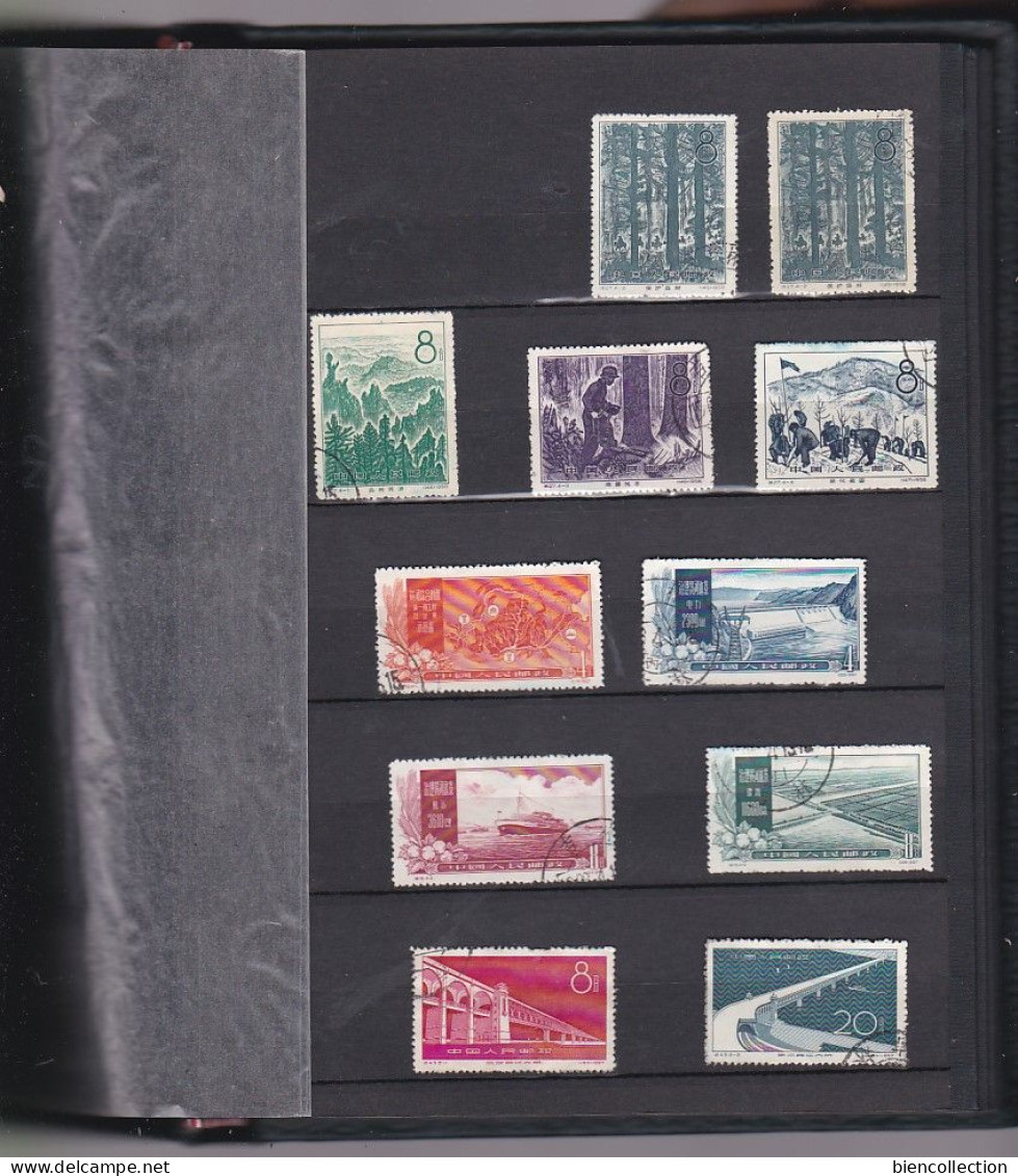 Chine. 1 petit classeur de timbres oblitérés