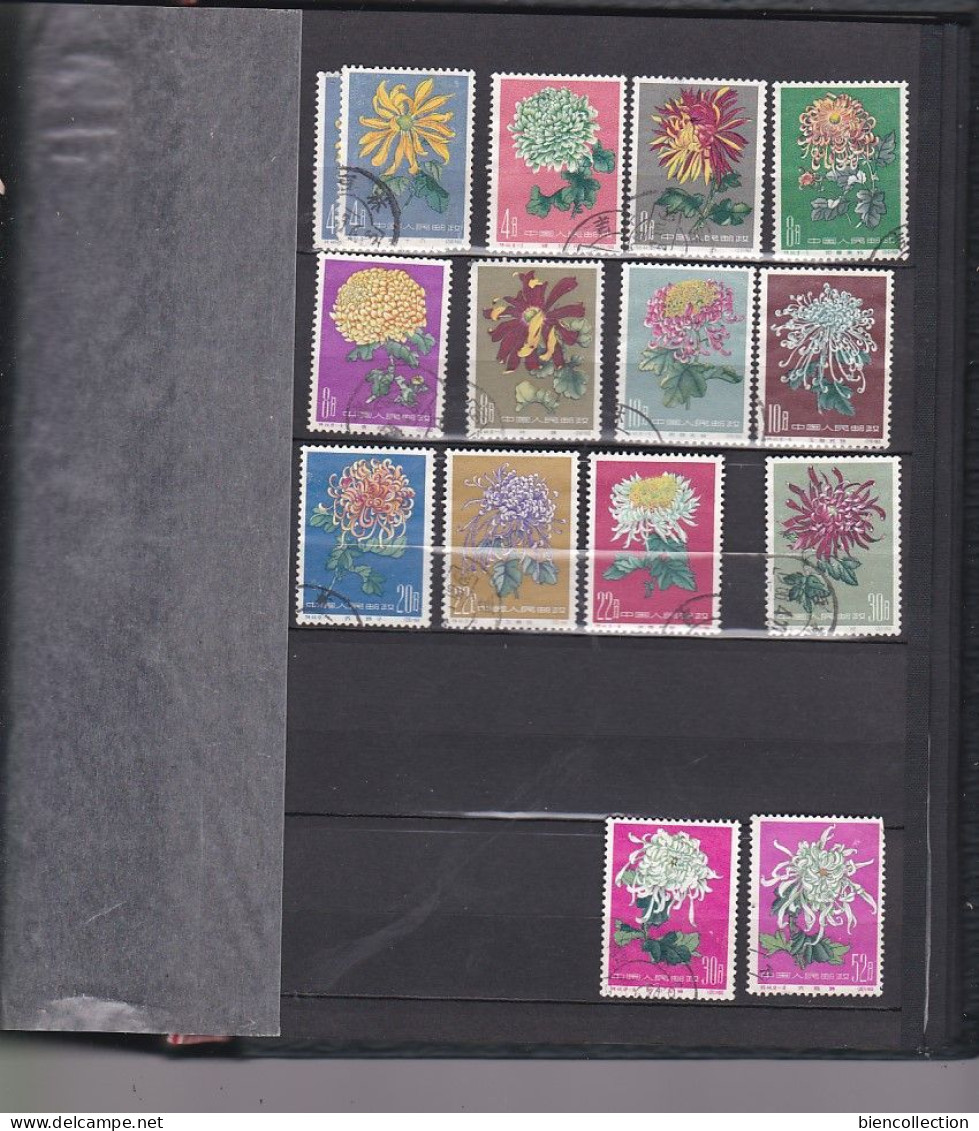 Chine. 1 petit classeur de timbres oblitérés