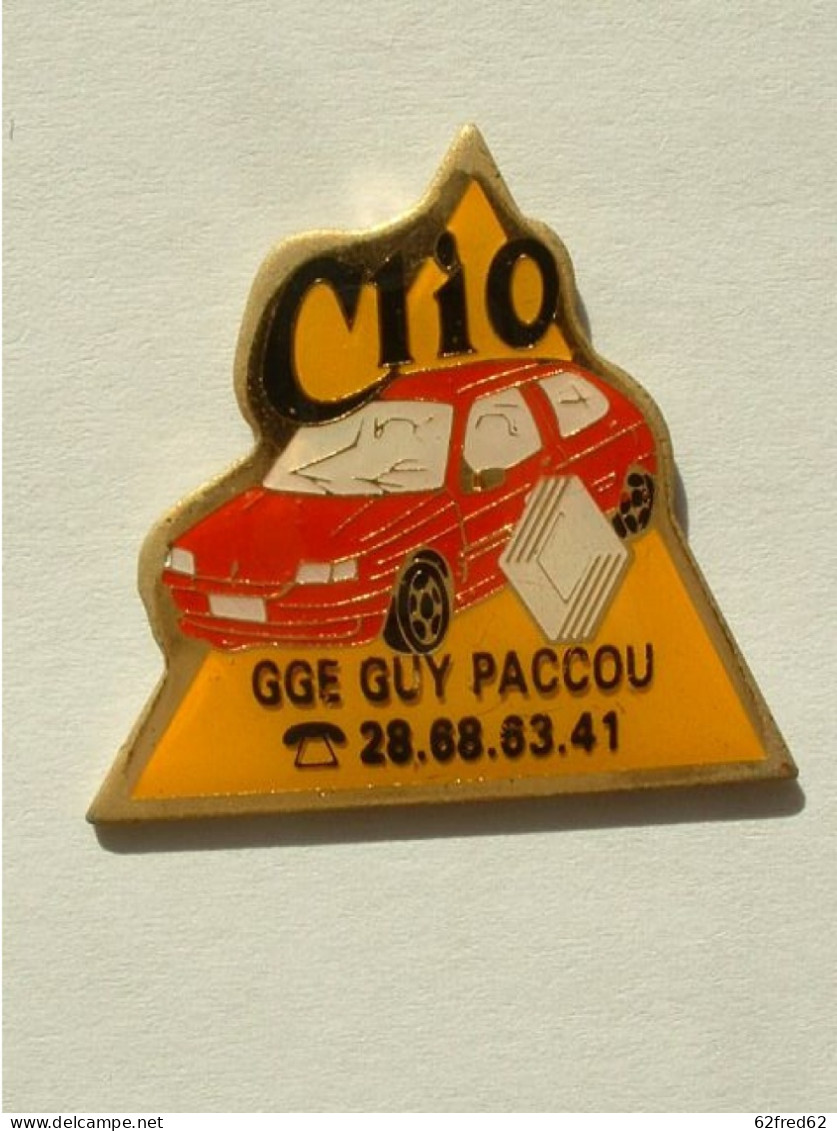 PIN'S RENAULT CLIO - GGE GUY PACCOU - TRIANGLE - Renault