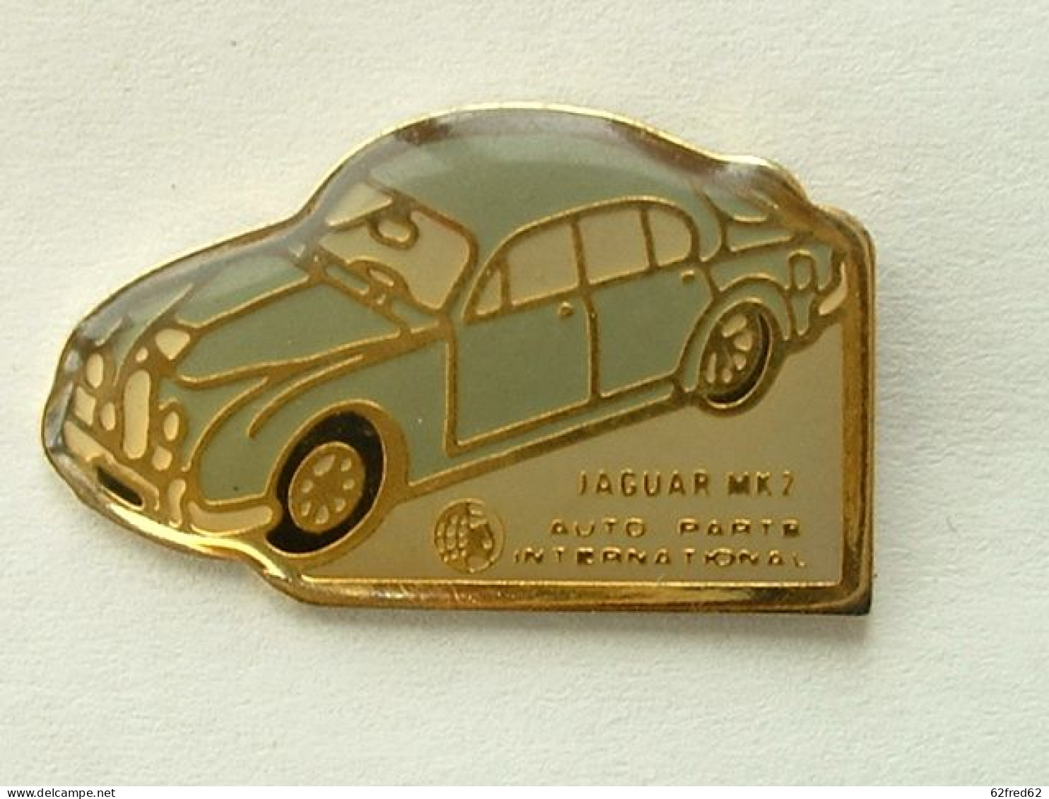 PIN'S JAGUAR MK2 - Jaguar