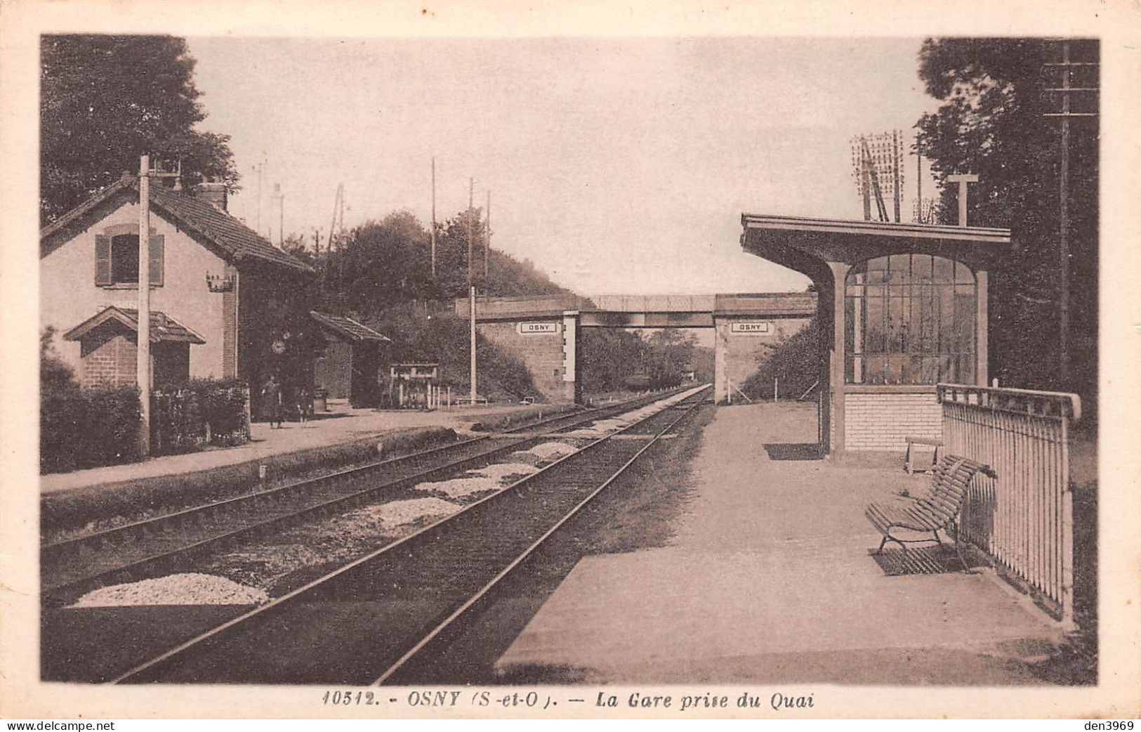 OSNY (Val-d'Oise) - La Gare Prise Du Quai - Voie Ferrée, Banc Public - Osny