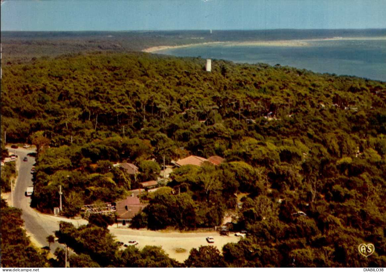 LES MATHES     ( CHARENTE MARITIME )  LA COUBRE  .  CAMPING AU PIED DU PHARE  DE LA COUBRE PRES DE LA BAIE DE BONNE ANSE - Les Mathes