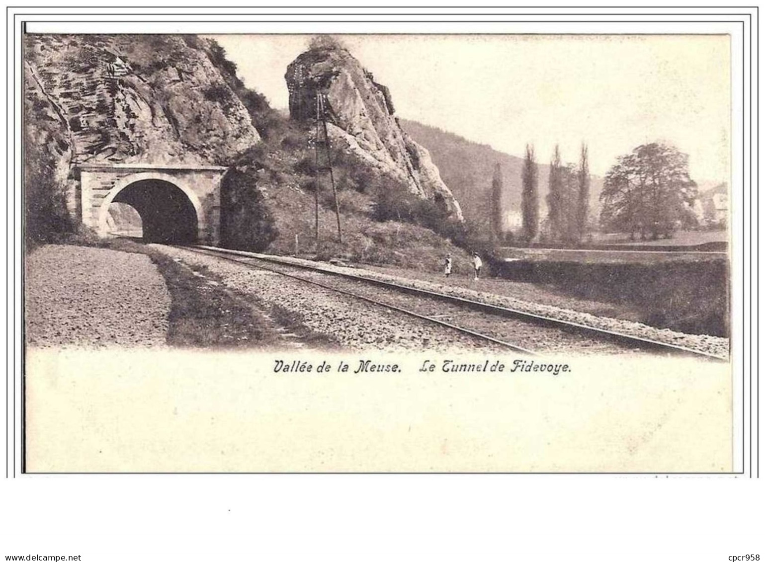 BELGIQUE.NAMUR.ROCHEFORT. VALLEE  DE LA MEUSE.LE TUNNEL DE FIDEVOYE. - Rochefort