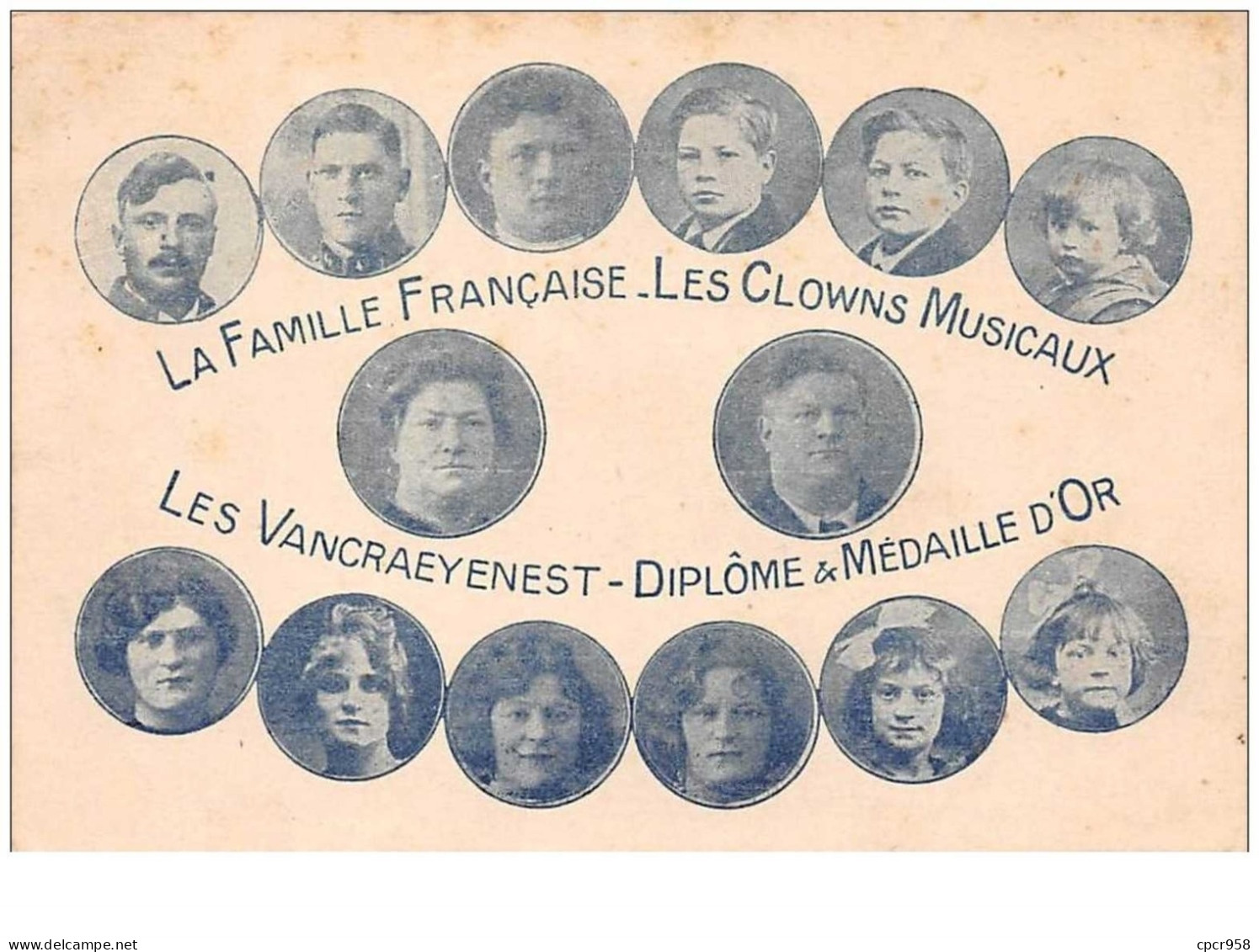 Cirque . N° 46583 . La Famille Francaise.les Clowns Musicaux.les Vancraeyenest - Cirque