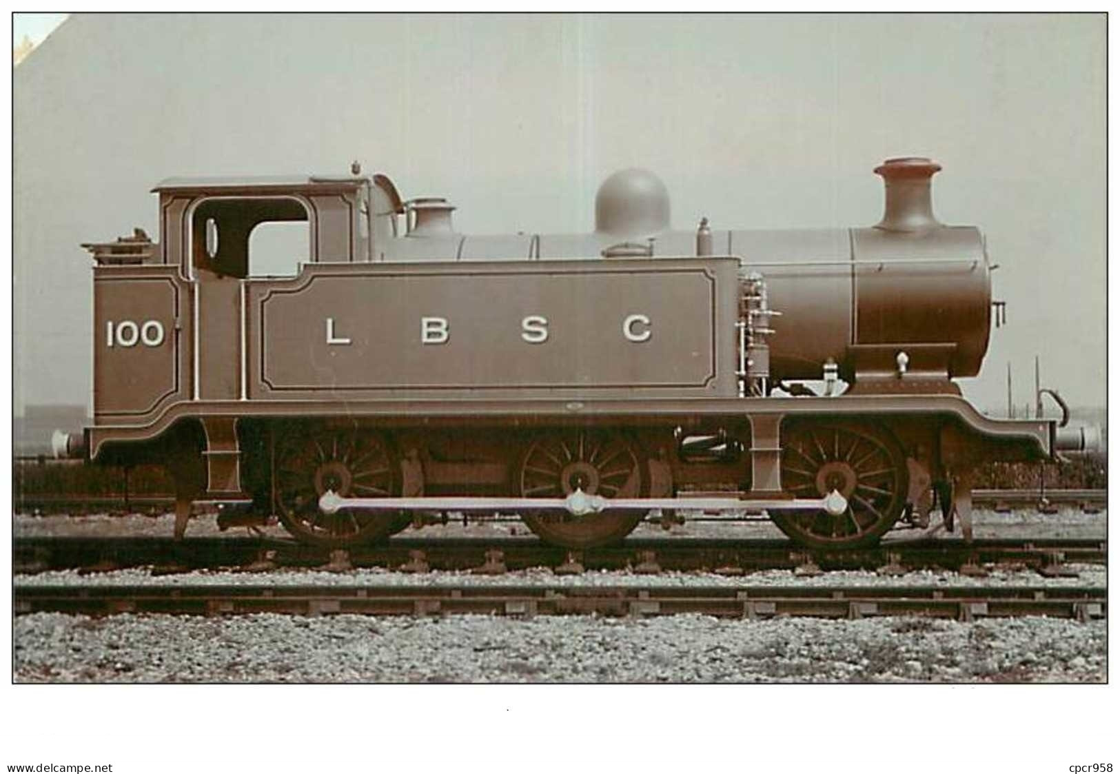 CHEMIN DE FER.n°52.LONDRES,BRIGTON,SOUTH COAST.CP PHOTO ORIGINALE.RARE.LOCOMOTIVE LBSC 100.RARE.COIN CASSE.EN L'ETAT - Equipment