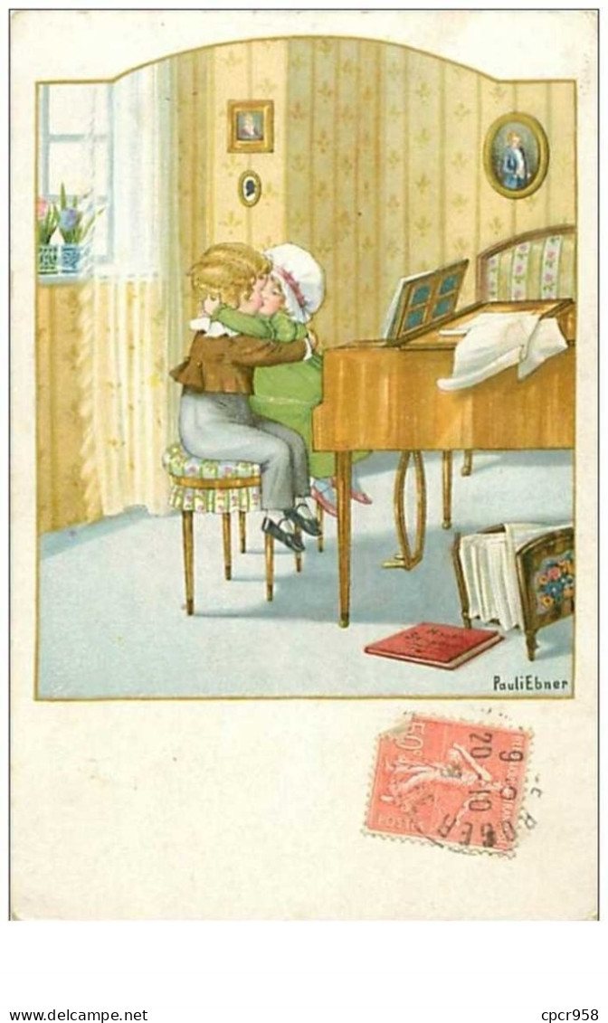 ILLUSTRATEURS.n°374.PAULI EBNER.ENFANTS AMOUREUX JOUANT AU PIANO - Ebner, Pauli