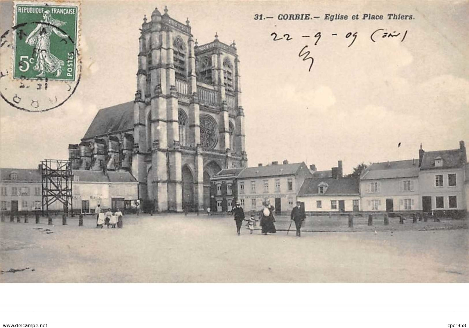 80    .    N° 202852  .   CORBIE      . EGLISE ET PLACE THIERS - Corbie