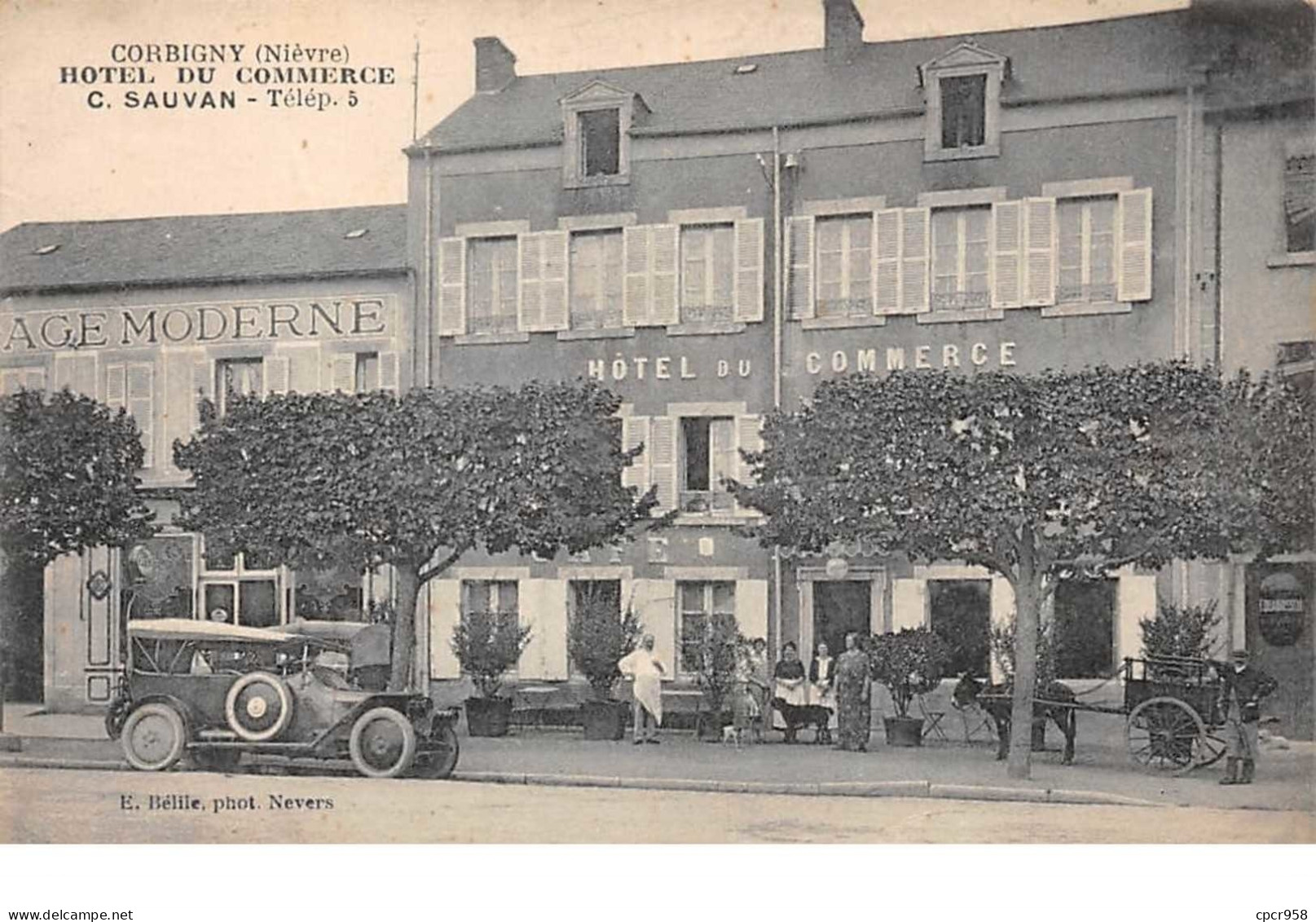 58  . N° 52496 . Cobigny . Hotel Du Commerce.c-sauvan.voiture - Corbigny