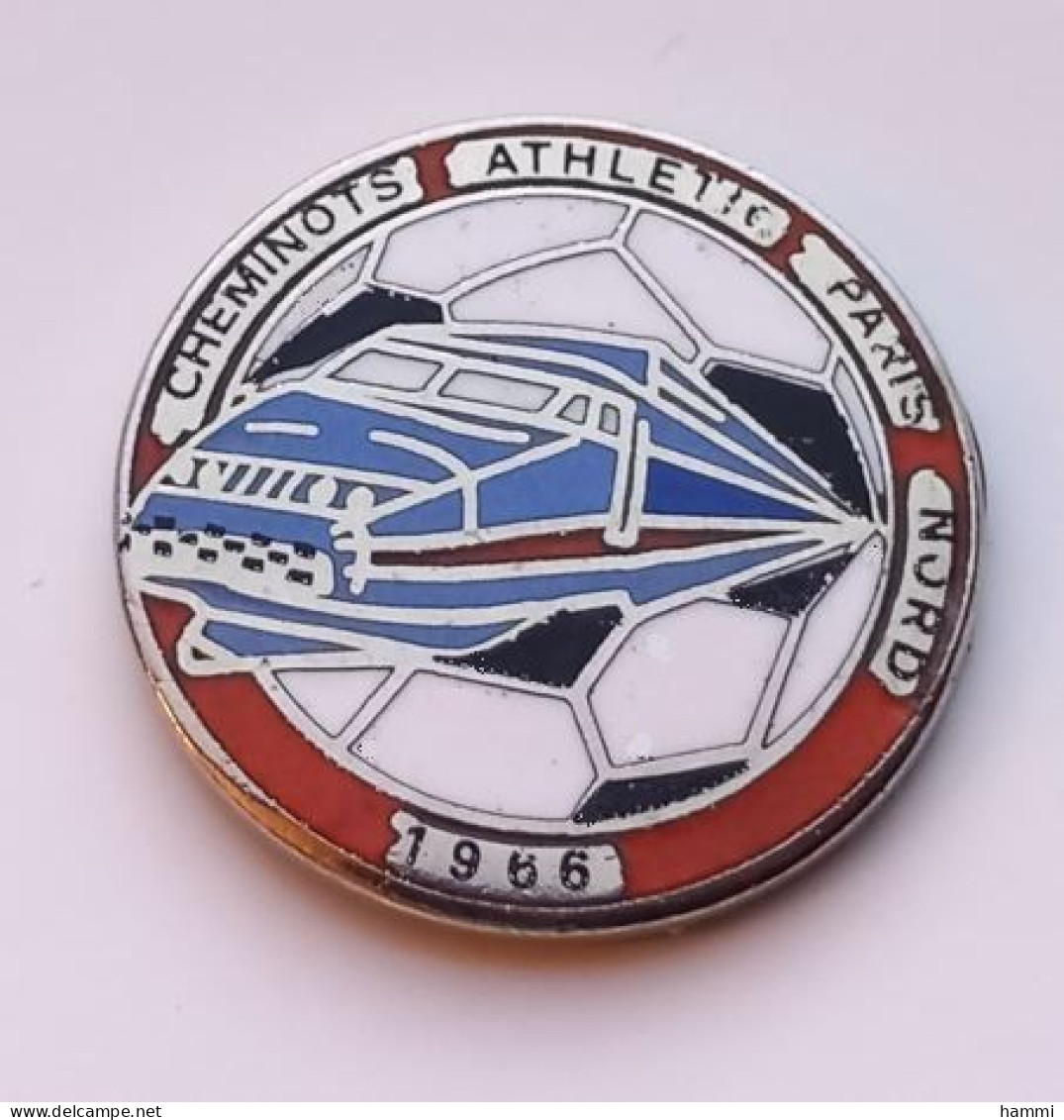 N35 Pin's SNCF TGV Foot Football Cheminots Athétic Paris Nord 1966  Qualité EGF Achat Immédiat - TGV