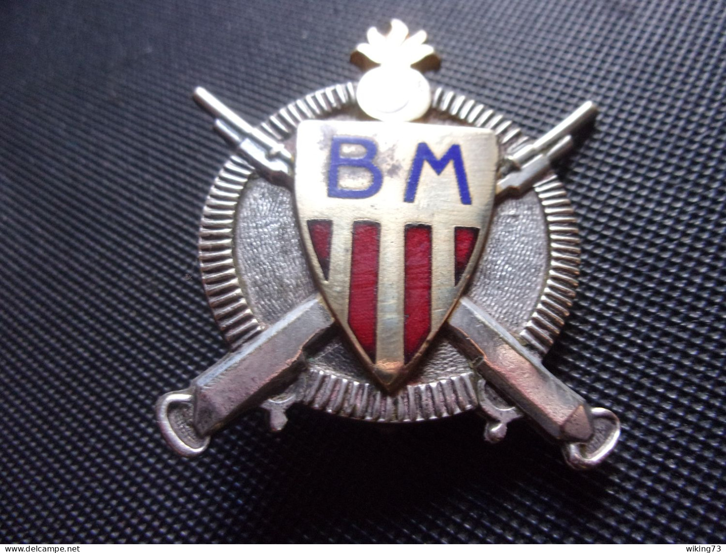 Insigne 9° Bataillon De Mitrailleurs - BM - Ligne Maginot - Infanterie - WWII - Armée De Terre