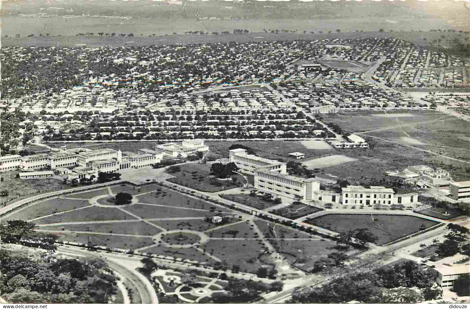 Congo-Brazzaville - Brazzaville - Le Lycée Savorgnan De Brazza Et Bacongo - Vue Aérienne - Correspondance - Mention Phot - Brazzaville