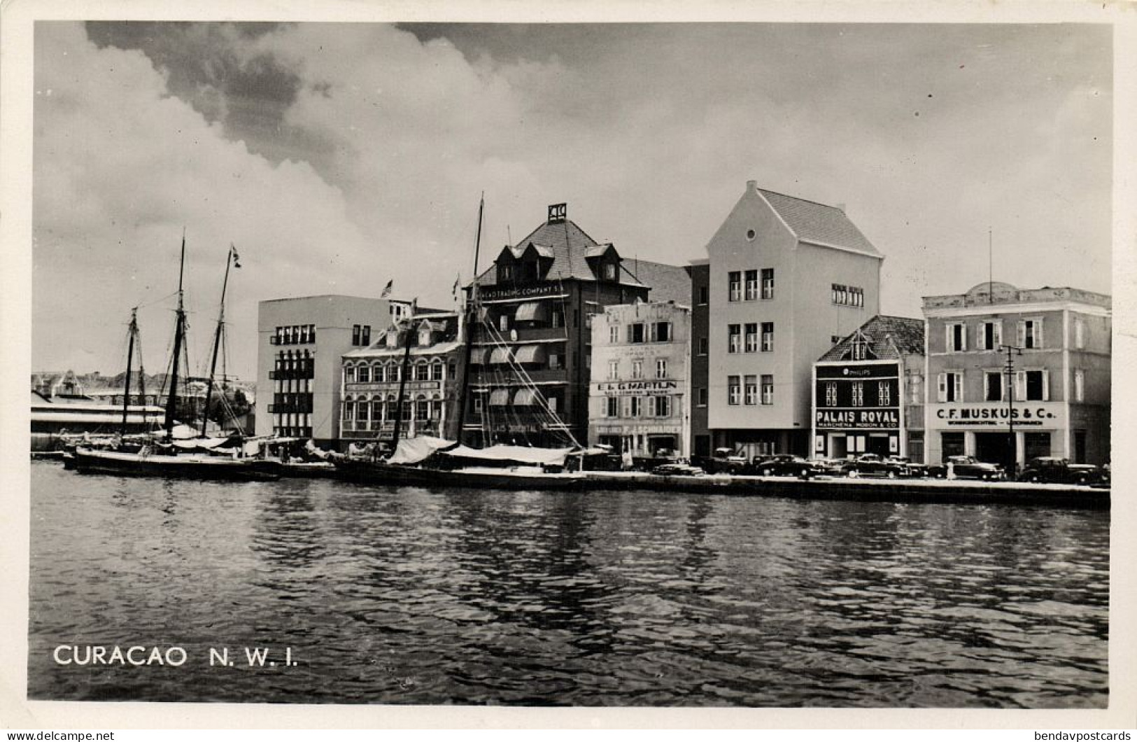 Curacao, N.A, WILLEMSTAD, Waterfront Harbor Entrance (1950s) Salas RPPC Postcard - Curaçao