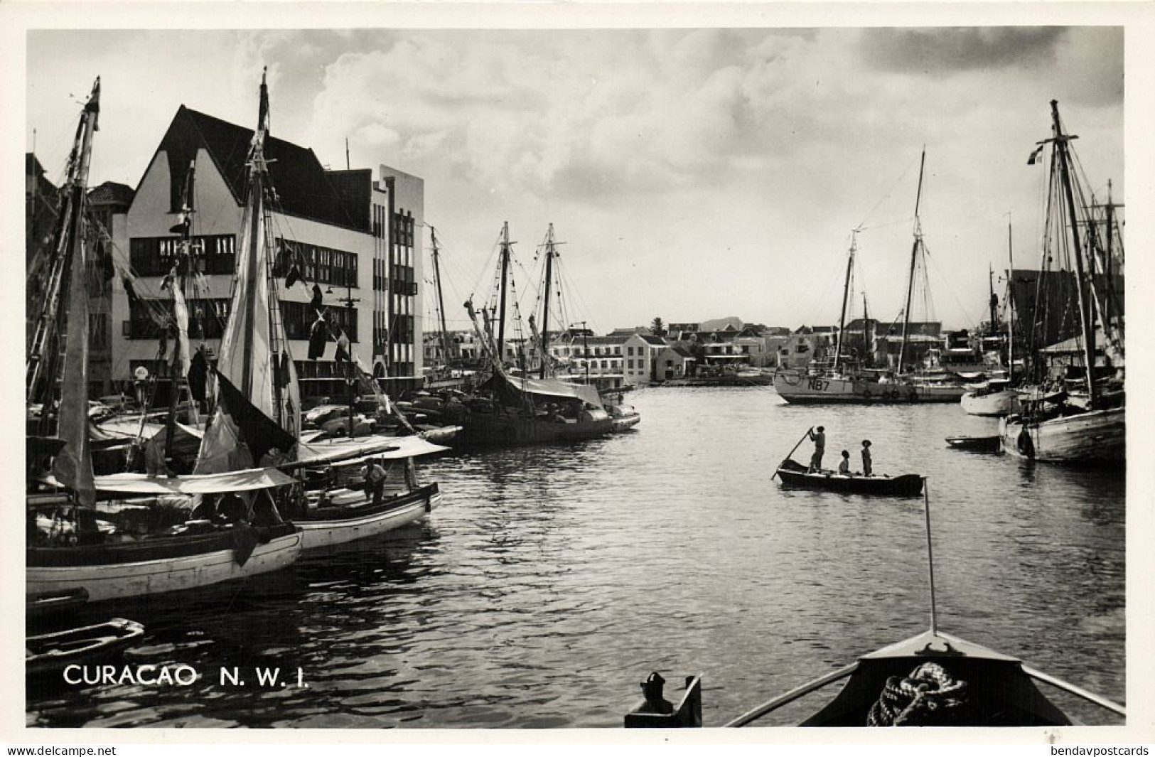 Curacao, N.A, WILLEMSTAD, Schooner Traffic, Harbor (1950s) Salas RPPC Postcard 2 - Curaçao