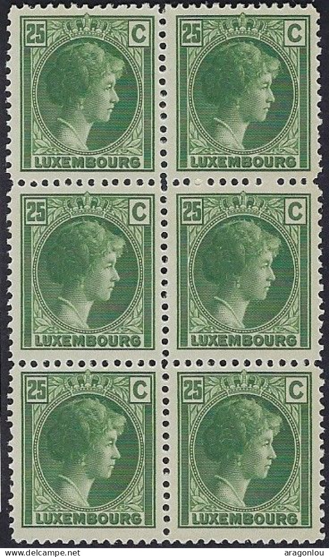 Luxembourg - Luxemburg - Timbres - Bloc à 6   Charlotte    MNH** - 1926-39 Charlotte Rechtsprofil