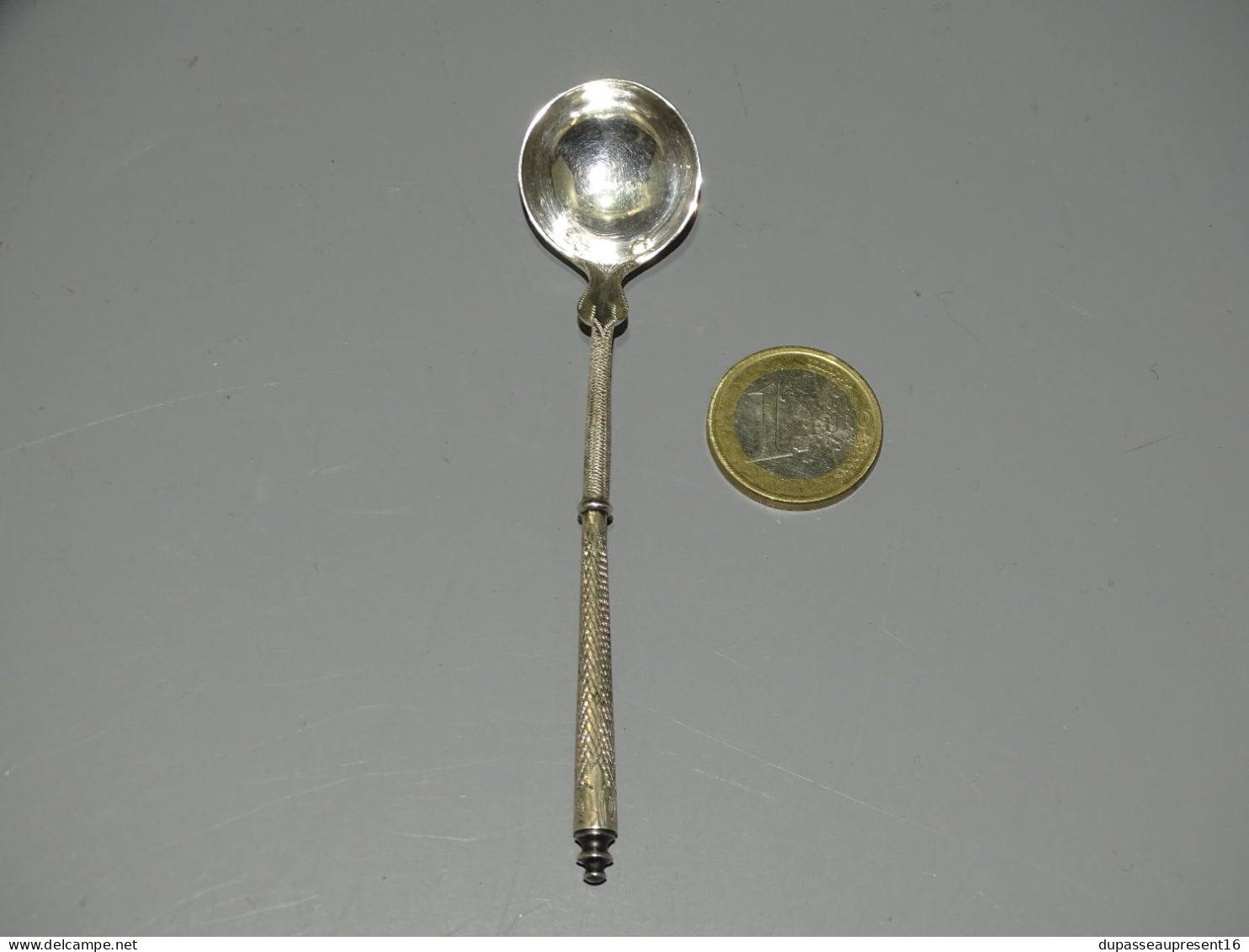 -PETITE CUILLERE A MOUTARDE ARGENT NIII Poinçon MINERVE Orfèvre à Déchiffrer E - Silverware