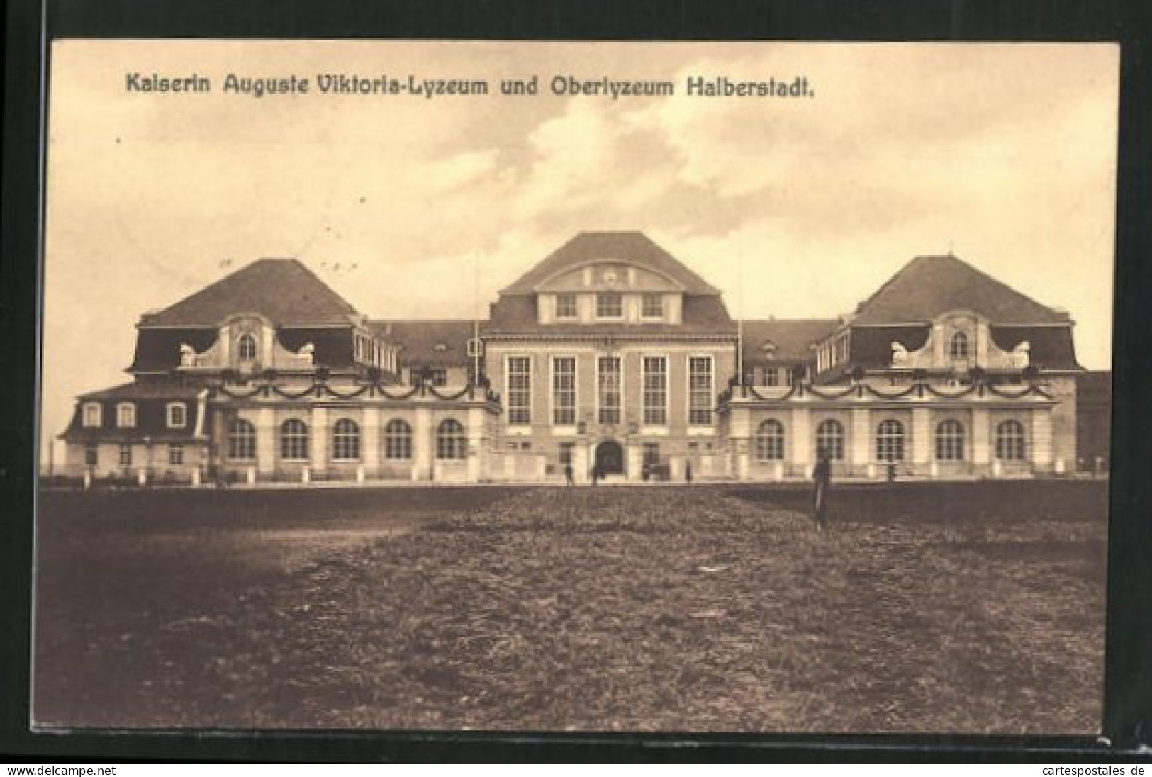 AK Halberstadt, Kaiserin Auguste Viktoria-Lyzeum Und Oberlyzeum  - Halberstadt