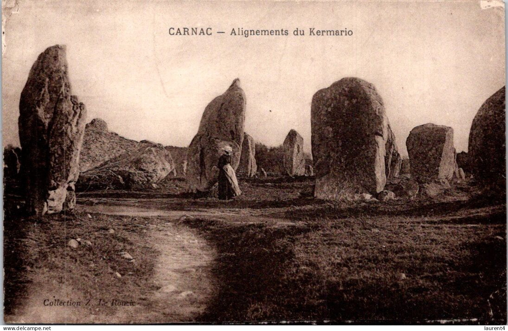 12-4-2024 (1 Z 41) France (b/w - Very Old) Alignement De Carnac (Menhir) - Dolmen & Menhirs