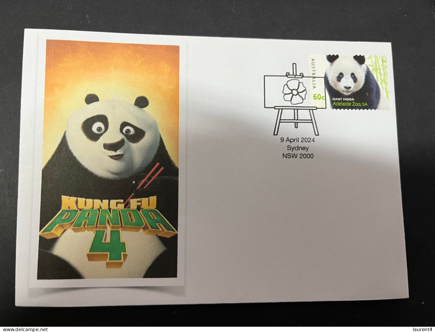 12-4-2024 (1 Z 42) Kung Fu Panda (4) With Panda Bear Stamp - Osos